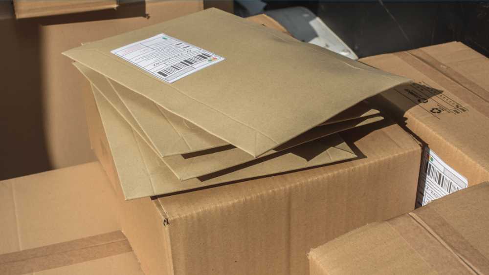 Fast Parcel Delivery Ireland